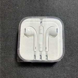 Genuine OEM Apple iPhone Wired Earpods Earphones Earbuds 3.5mm Jack New